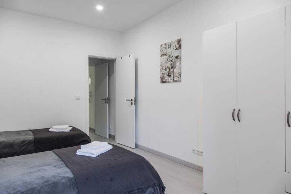 Remodeled Apartment In The City Center. Фару Екстер'єр фото